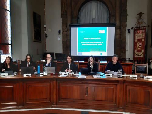 Convegno "Cremona città della longevità": gli over 60 stanno bene ma soffrono solitudine, diseguaglianze di genere, difficoltà col mondo digitale