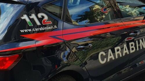 Castelleone, due distinti episodi con denunce per furti e indebito utilizzo di carta di pagamento