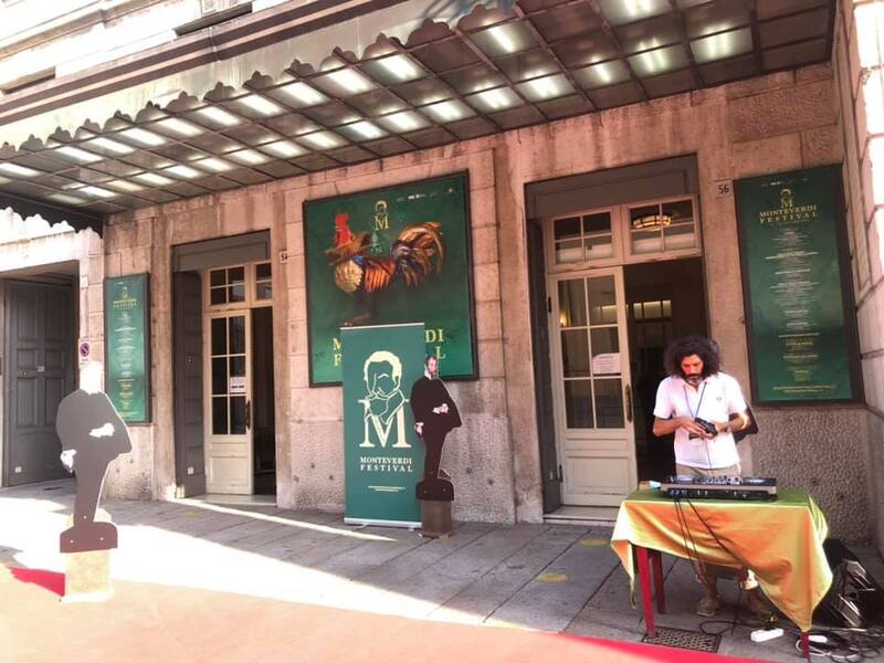 La comunicazione "giovane" scelta dal Ponchielli: portare la musica e la bellezza dove non te l'aspetti...
