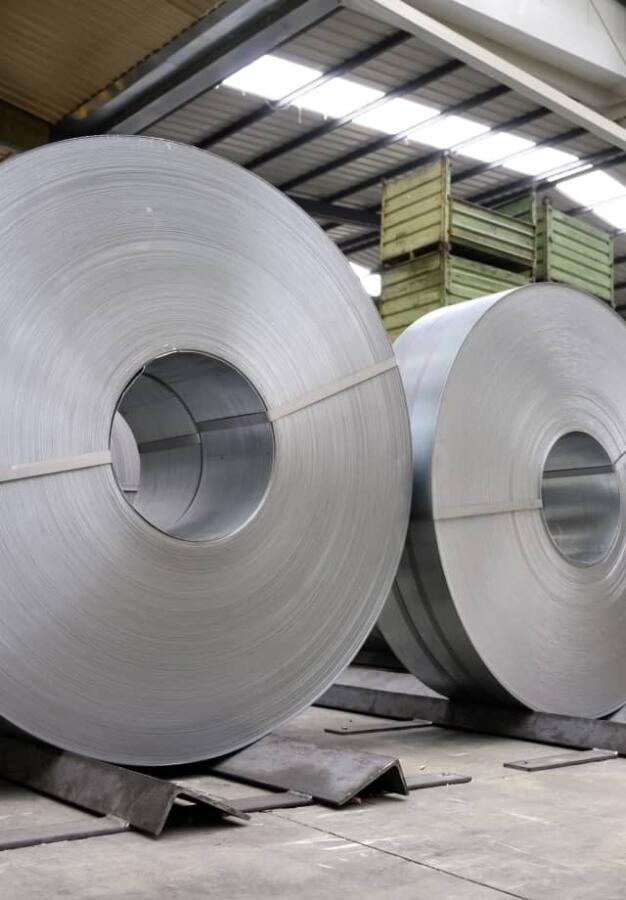 Il ministero autorizza Invitalia a sottoscrivere un accordo per supportare un investimento di oltre 82 milioni di euro di Arvedi a Cremona: previsti nuovi prodotti