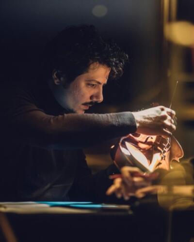 La Viola Stauffer protagonista al concorso internazionale di liuteria della Philarmonie de Paris