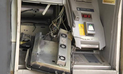 Operazione dei carabinieri di Cremona in città e a Foggia contro sette persone accusate di assalti a bancomat e furti in aziende