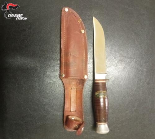 Casalmaggiore, i carabinieri denunciano uomo per porto abusivo di coltello e per rifiuto di eseguire il test dell'etilometro