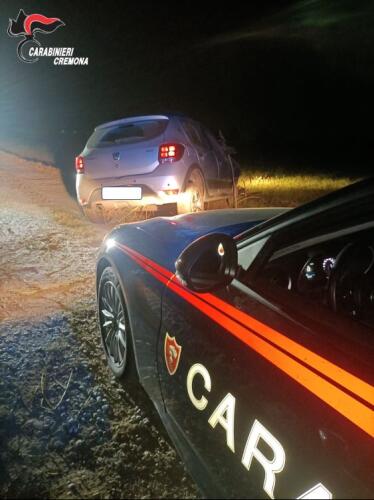 Carabinieri, intercettata auto rubata a Cremona: intimato l'alt, l'auto scappa, inseguita e raggiunta ma l'occupante aveva abbandonato il veicolo
