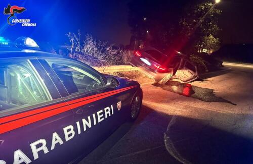 Auto rubata in provincia di Roma, pattuglia della Radiomobile di Crema la ritrova a Dovera