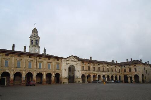 Isola Dovarese set cinematografico a cielo aperto
