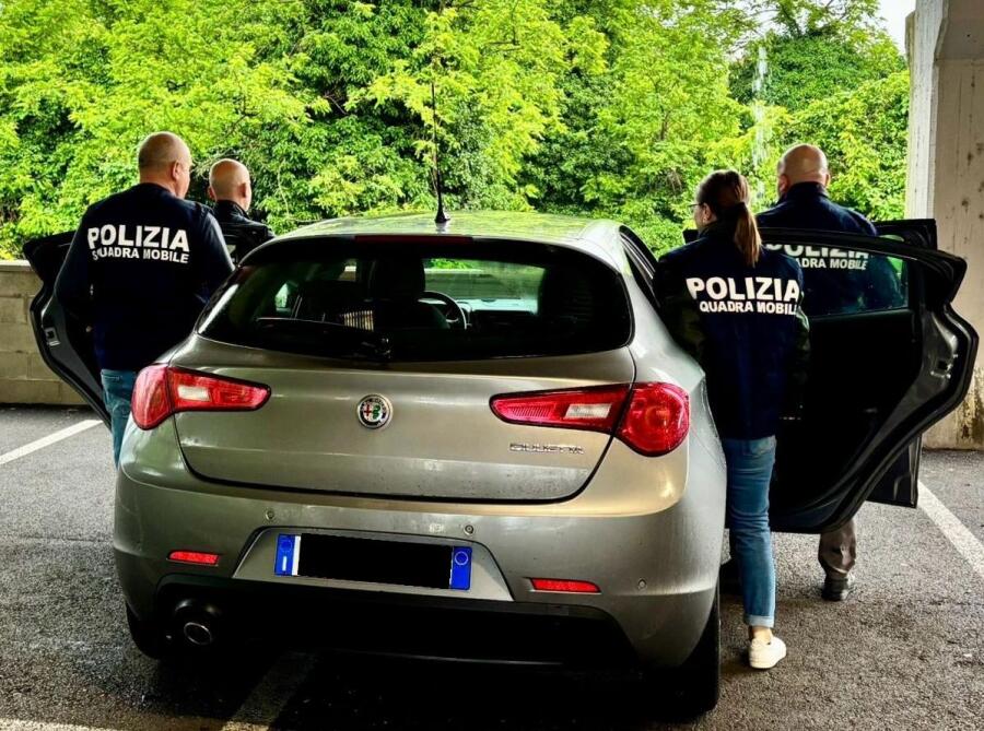 La polizia di stato di Cremona denuncia 42enne cremonese per frode informatica: ha utilizzato il profilo Zalando di una donna indebitamente per fare acquisti