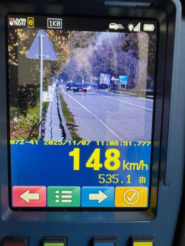 Auto di lusso, quasi 60 km oltre il limite di velocità: patente ritirata a Crema