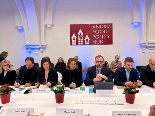 L'assessora Pasquali relatrice all'evento di City Vision di Andria per spiegare la conversione all'elettrico di Cremona