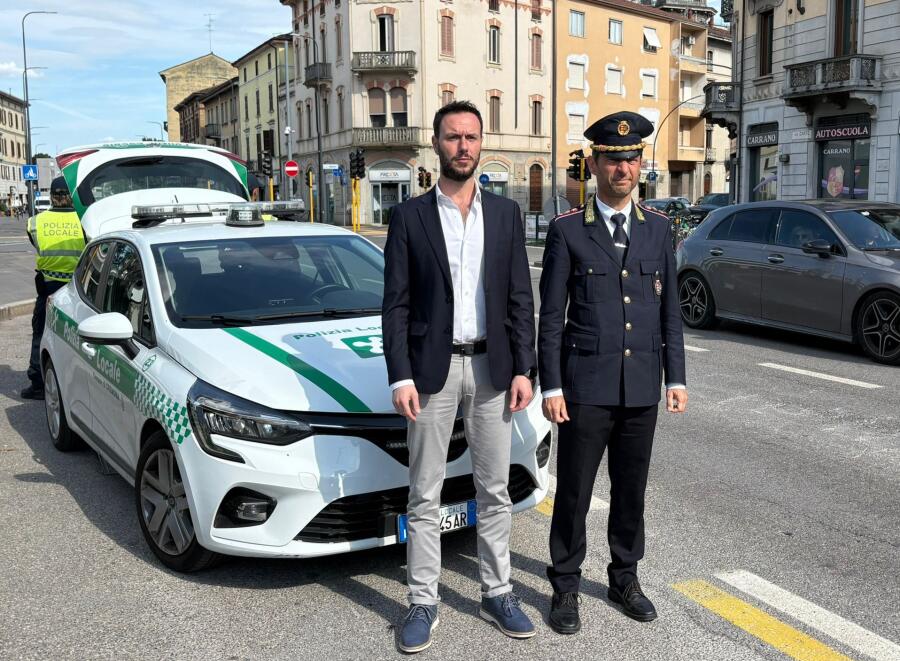 Monopattini e bici elettriche, scattati i controlli della polizia locale sulle nuove normative