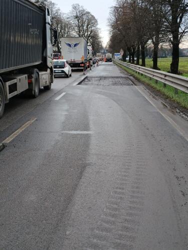 Il Comune lavora in via Zaist, sabato riapre la corsia chiusa, il 10 riaprirà la bretella che da via Mantova immette in via Zaist