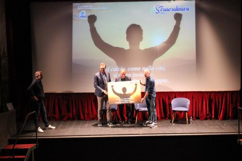 "Gli straordinari": premio e tanti sorrisi per Antonio Cabrini all'evento patrocinato da Casapoint al Filo