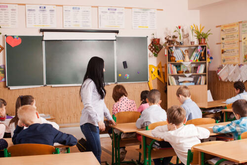 Consiglio comunale: maggioranza e opposizione cercano un punto d'intesa sulla scuola