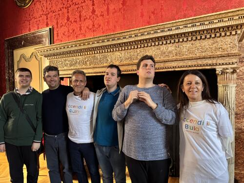 Giornata mondiale della consapevolezza sull'autismo: sindaco Virgilio incontra i ragazzi dell'associazione Accendi il Buio