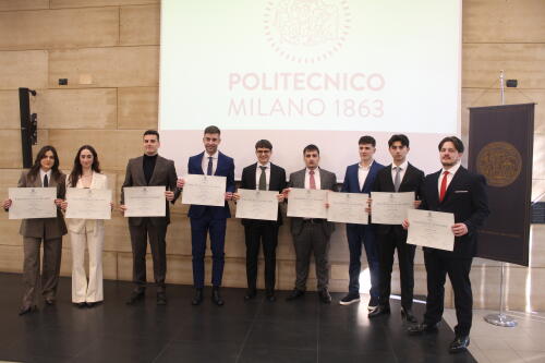 24 nuovi laureati in ingegneria al campus di Cremona del politecnico di Milano