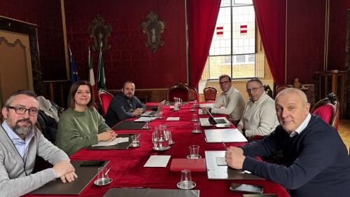 Incontro comune-pendolari: impegno per fissare un incontro con la commissaria straordinaria De Gregorio per discutere i disagi legati ai lavori di raddoppio della Mantova-Cremona-Codogno