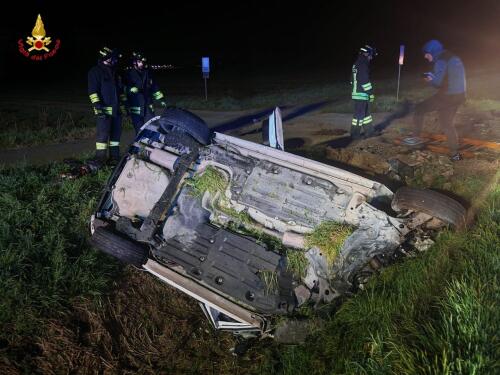 Grave incidente automobilistico in via Postumia, una donna ferita in modo molto serio