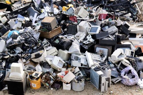 Il 24 maggio raccolta dei rifiuti elettronici ed elettrici e della plastica dura a San Felice