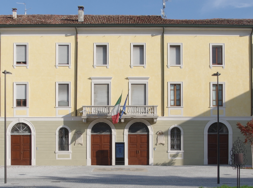 Gli obiettivi dell'amministrazione comunale di Soresina: lavori alla scuola elementare e al palazzetto dello sport, telecamere per la sicurezza