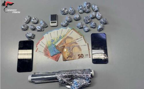 Spino d'Adda: in giro con droga in tasca, due arresti