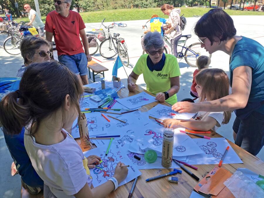 Domenica a Cremona esplode Bimbimbici: invitati bimbi e genitori