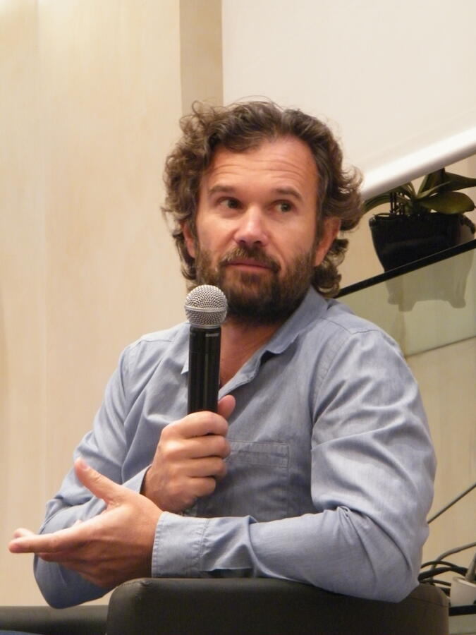 L'evento "Gli straordinari" con Carlo Cracco anticipato al 14 settembre, i biglietti restano validi