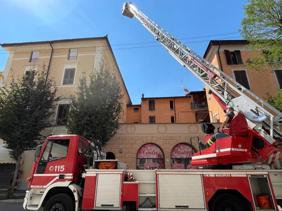 Super lavoro dei vigili del fuoco per riparare i danni da maltempo: 468 interventi 