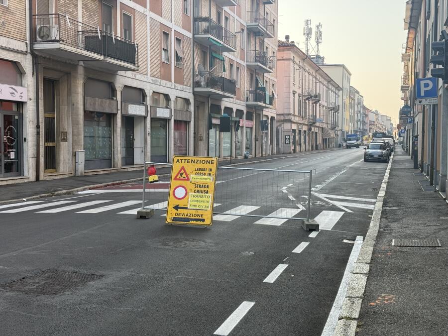Fino al 31 luglio modifiche alla viabilità per i cantieri di Padania Acque in via Massarotti e piazza Marconi