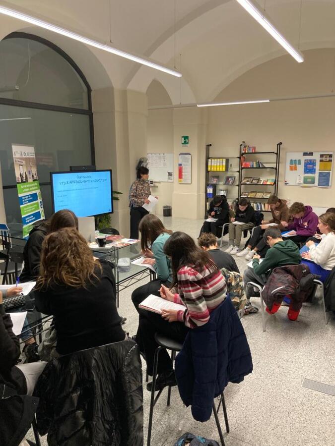 Informagiovani Summer School Lab, strategie di studio per il futuro formativo: al via i percorsi estivi gratuiti dedicati al metodo di studio