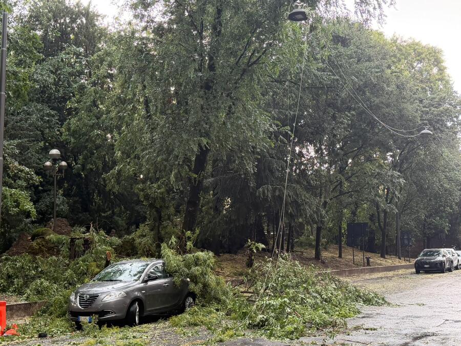 I disagi dovuti al maltempo fra Viale Trento Trieste e piazza Roma