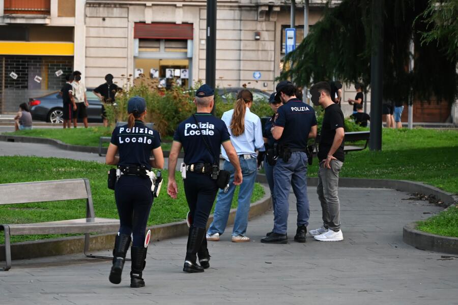 Raffica di controlli sul territorio anche nella giornata di sabato, denunciato un nigeriano 31enne per violazione del Daspo Urbano