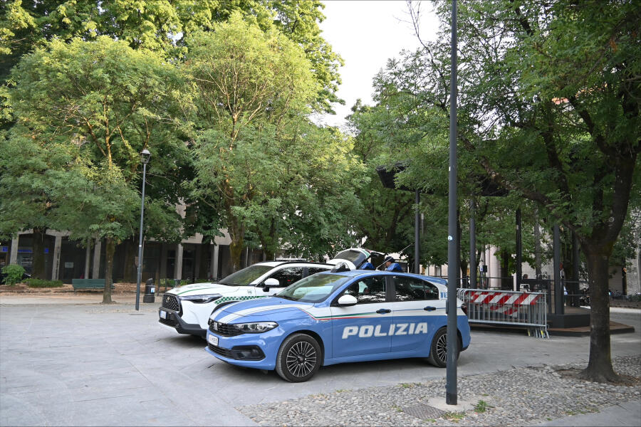 Controlli interforze sabato sera: diversi sanzionati in piazza Roma, rissa in piazza della Pace sulla quale sono in corso indagini grazie alle telecamere