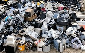 Sabato 27 giugno Ecocar fa tappa in via Novati