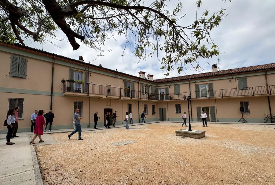 Riqualificazione del complesso di via Vecchia completata: 14 alloggi rigenerati SAP inaugurati dalle autorità