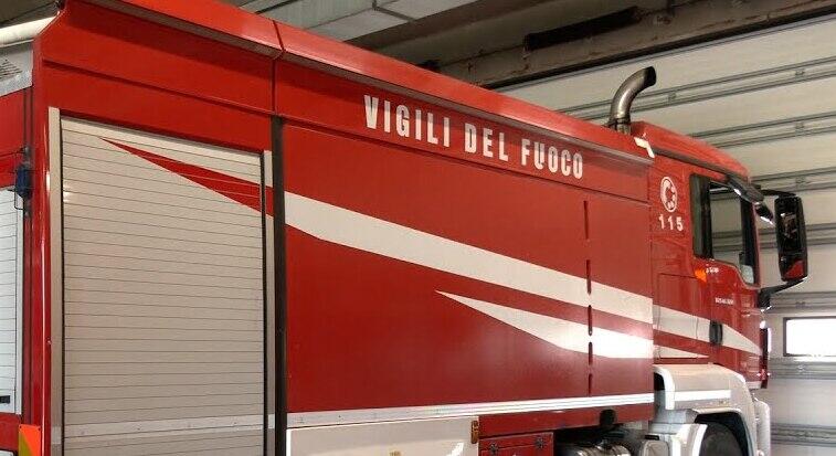 Vigili del fuoco cremonesi in aiuto al comune di Tignale per incendi boschivi