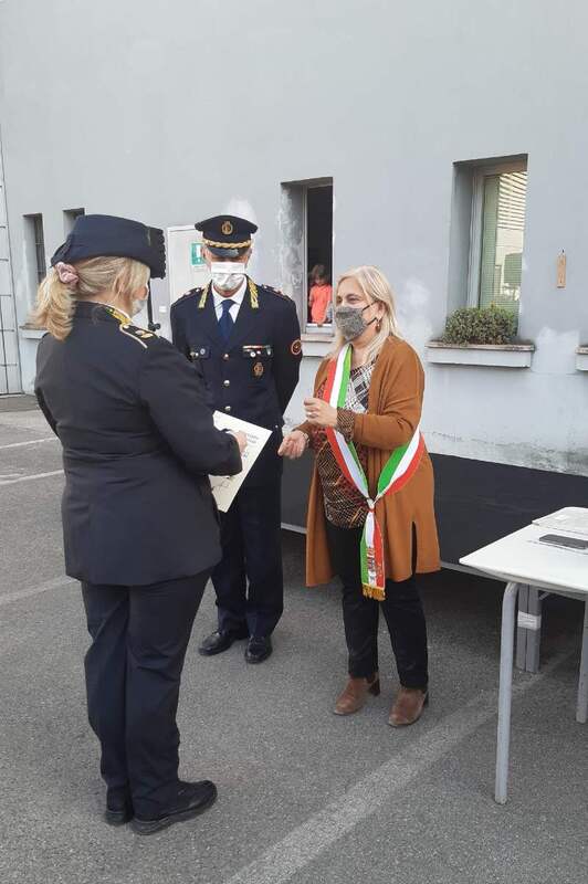 Consegnata a ufficiali e agenti della polizia locale la decorazione della Regione "campagna emergenza covid-19"